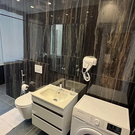 B&B Apartments דירה טיראנה