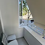B&B Apartments 티라나